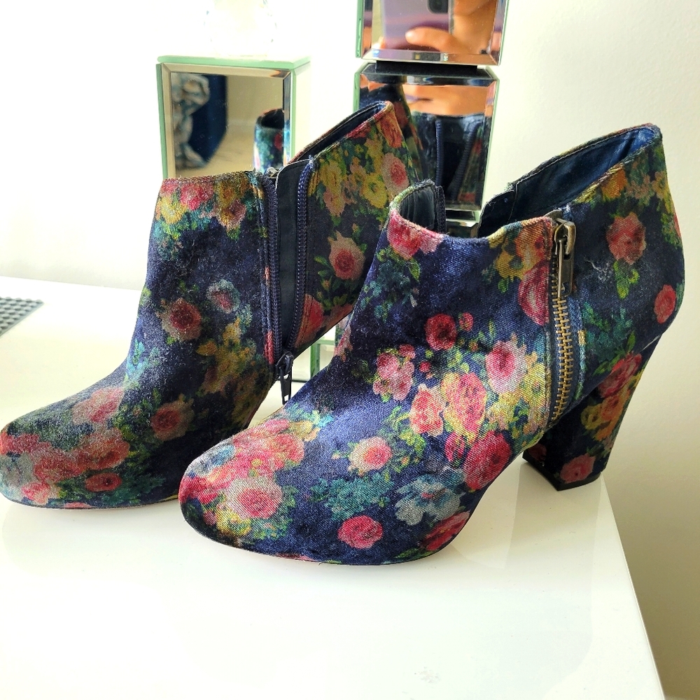 Madden Girl vintage looking shoes